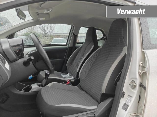 Toyota AYGO 1.0 VVT-i x-play Limited