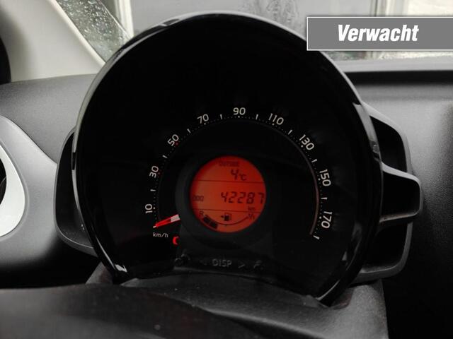 Toyota AYGO 1.0 VVT-i x-play Limited