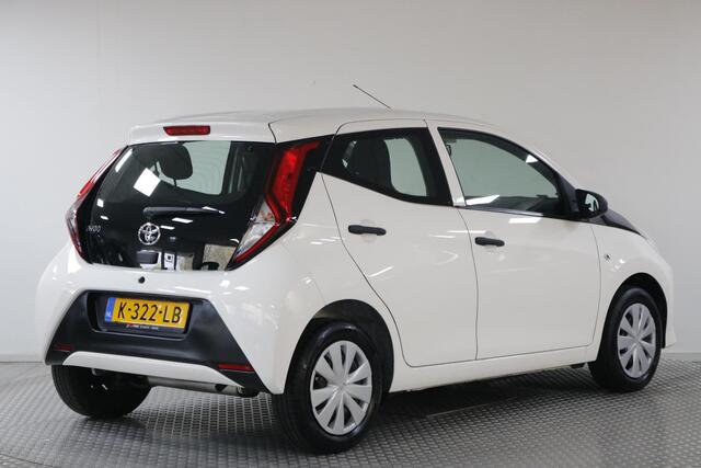 Toyota AYGO 1.0 VVT-i x-fun Airco | NAP | Elek. ramen | Bluetooth.