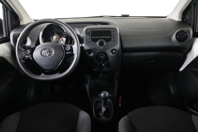Toyota AYGO 1.0 VVT-i x-fun Airco | NAP | Elek. ramen | Bluetooth.
