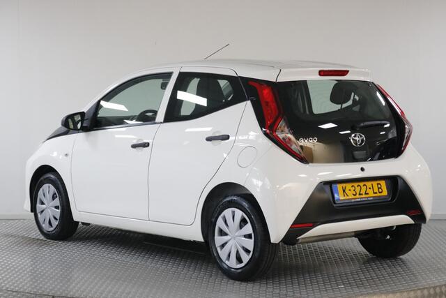 Toyota AYGO 1.0 VVT-i x-fun Airco | NAP | Elek. ramen | Bluetooth.