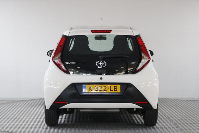 Toyota AYGO 1.0 VVT-i x-fun Airco | NAP | Elek. ramen | Bluetooth.