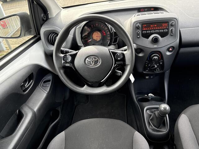 Toyota AYGO 1.0 VVT-i X-Fun | Airco | Elektrische ramen | Bluetooth | Radio/USB |