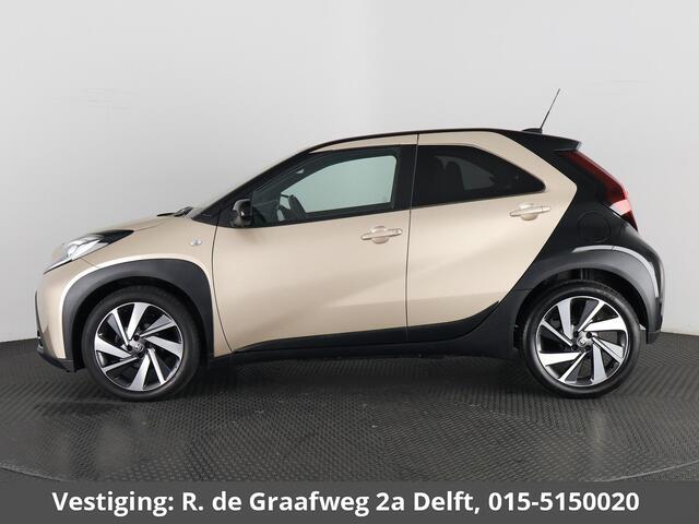 Toyota AYGO X 1.0 VVT-i MT Envy | JBL audio | Camera | Navigatie |