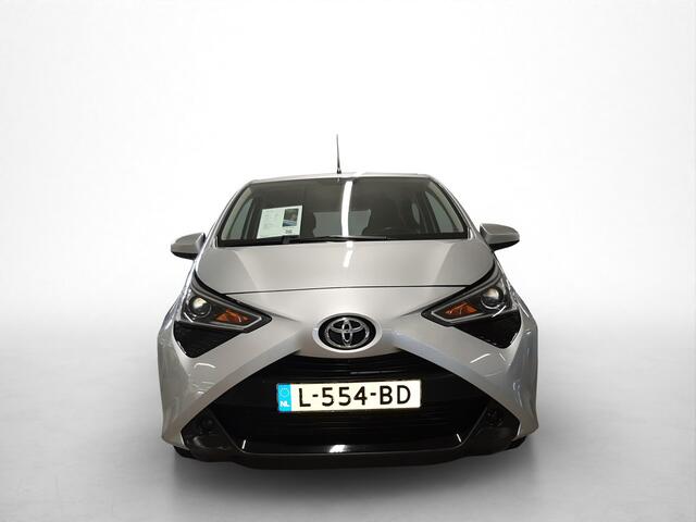 Toyota AYGO 1.0 VVT-i x-play | Airco | Apple Carplay/Android Auto | Camera |