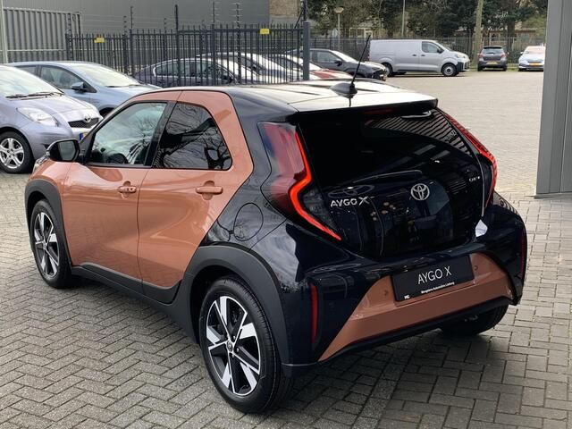 Toyota AYGO X Hybrid 115 pulse Easy Pack / EXTRA INRUILVOORDEEL ¤ 500,--