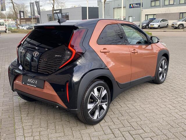 Toyota AYGO X Hybrid 115 pulse Easy Pack / EXTRA INRUILVOORDEEL ¤ 500,--