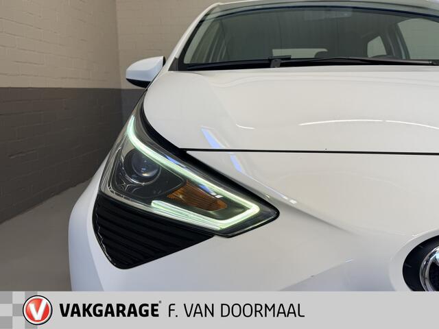 Toyota AYGO 1.0 VVT-i x-play limited | camera | nav | carplay