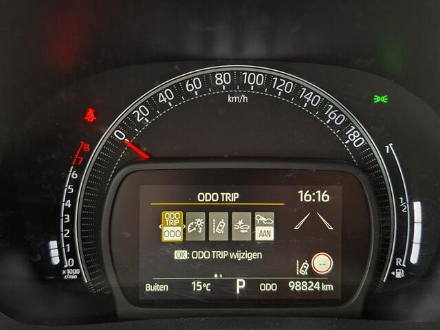 Toyota AYGO X 1.0 VVT-i S-CVT Play Automaat | ¤ 13.815,- ex BTW Fred