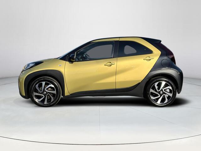 Toyota AYGO X 1.0 VVT-i MT Pulse | Keyless entry | Navigatie | Licht metalen velgen | Automatische airco | Draadloze telefoonlader |