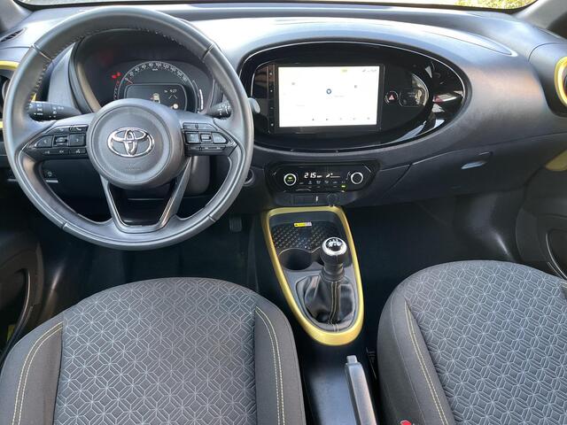 Toyota AYGO X 1.0 VVT-i MT Pulse | Keyless entry | Navigatie | Licht metalen velgen | Automatische airco | Draadloze telefoonlader |