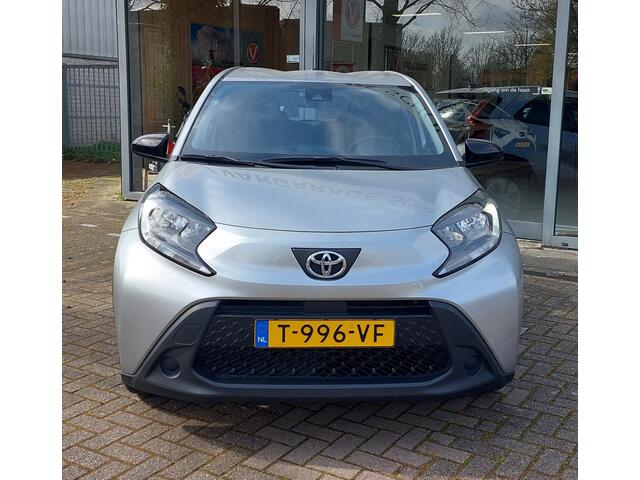 Toyota AYGO X 1.0 VVT-i MT Play