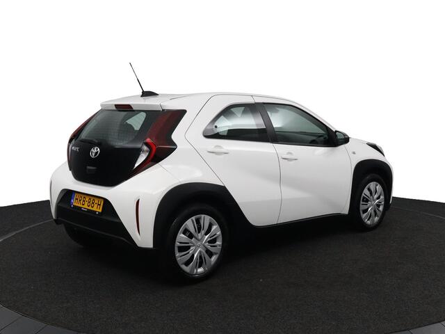 Toyota AYGO X 1.0 VVT-i MT Play | Adaptieve Cruise control | Achteruitrijcamera | Airco | Safety Sense |