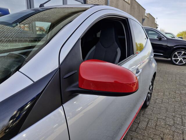 Toyota AYGO 1.0 VVT-i x-joy cabrio | Camera achter | Cruise control | Getinte ramen | Bluetooth