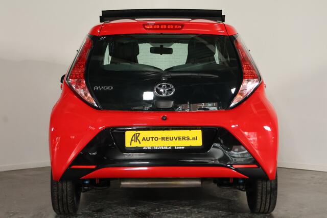 Toyota AYGO 1.0 VVT-i x-wave / Opendak / Navigatie / Half leder / ECC