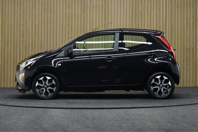 Toyota AYGO 1.0 VVT-i x-cite | Camera | Maps Navigatie | Apple Carplay & Android Auto | Stoelverwarming