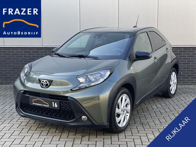 Toyota AYGO X 1.0 VVT-i MT first