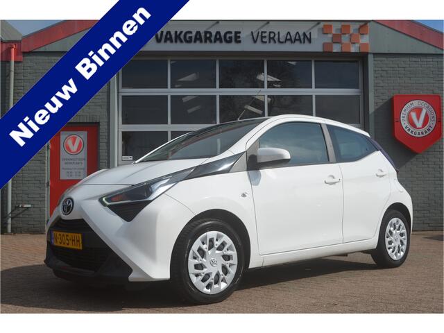 Toyota AYGO 1.0 VVT-i x-play nav. cruise 12 mnd gar.