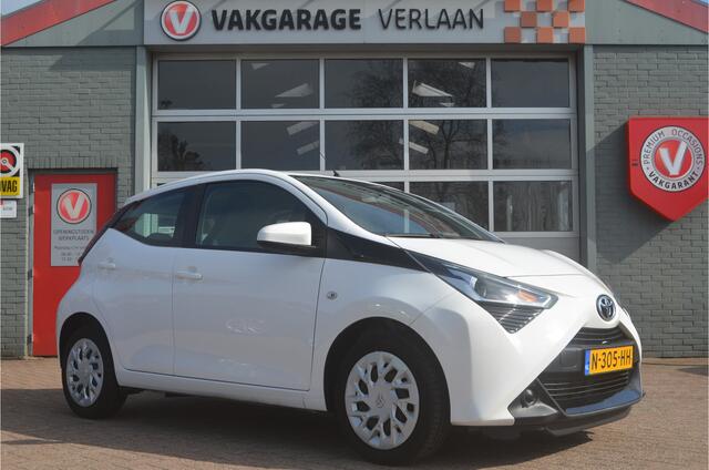 Toyota AYGO 1.0 VVT-i x-play nav. cruise 12 mnd gar.