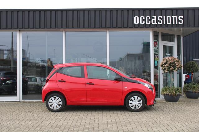 Toyota AYGO 1.0 VVT-i x-fun