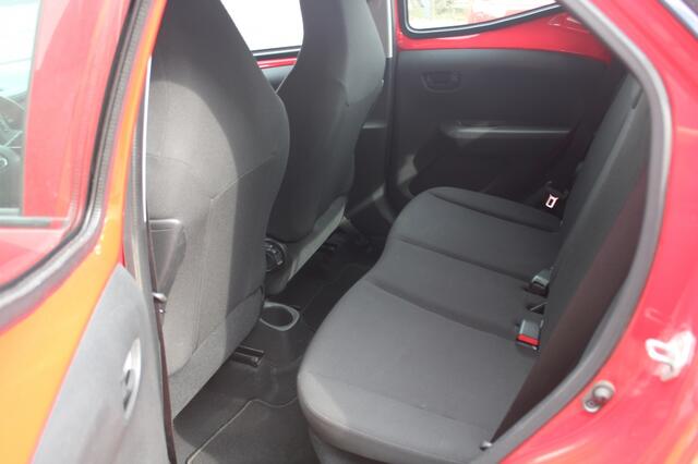 Toyota AYGO 1.0 VVT-i x-fun