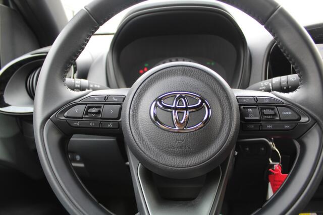 Toyota AYGO X 1.0 VVT-i MT Envy | Rijklaar | DAB | Camera | Apple/ Android | Navi | PDC | LED | Clima | Adap.cruise