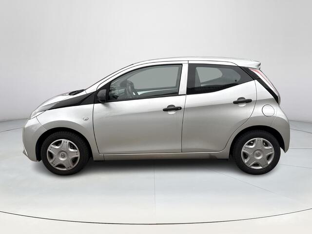 Toyota AYGO 1.0 VVT-i x-now **RADIO/ AIRCO/ AUX**