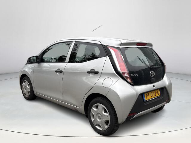 Toyota AYGO 1.0 VVT-i x-now **RADIO/ AIRCO/ AUX**