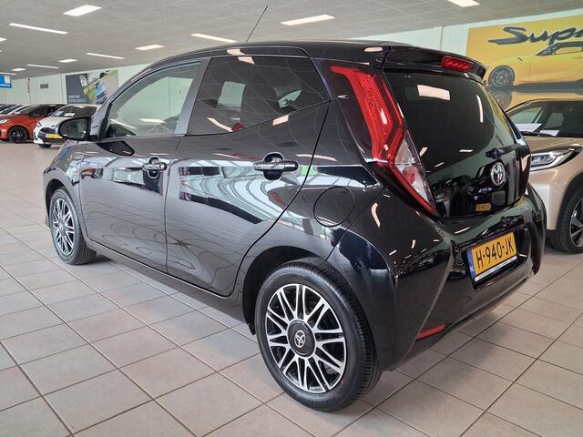 Toyota AYGO 1.0 VVT-i x-joy
