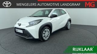 toyota-aygo-x-1.0-vvt-i-s-cvt-play-
