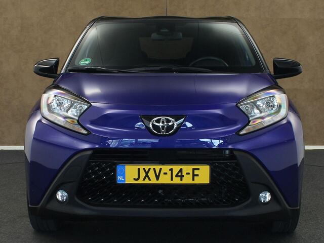 Toyota AYGO X 1.0 VVT-i MT Pulse - AIRCO - VOORSTOELEN VERWARMD - 17 INCH LICHT METALEN VELGEN - CAMERA - APPLE CARPLAY/ ANDROID AUTO - ADAPTIEVE CRUISE CONTROL - MISTLAMPEN VOOR - DONKER GETINTE RAMEN ACHTER - TWO TONE LAK