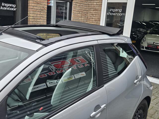 Toyota AYGO 1.0 VVT-i x-play CABRIOLET *** AIRCO-ELECTR.RAMEN-CV-SP.WIELEN ,etc,etc.***