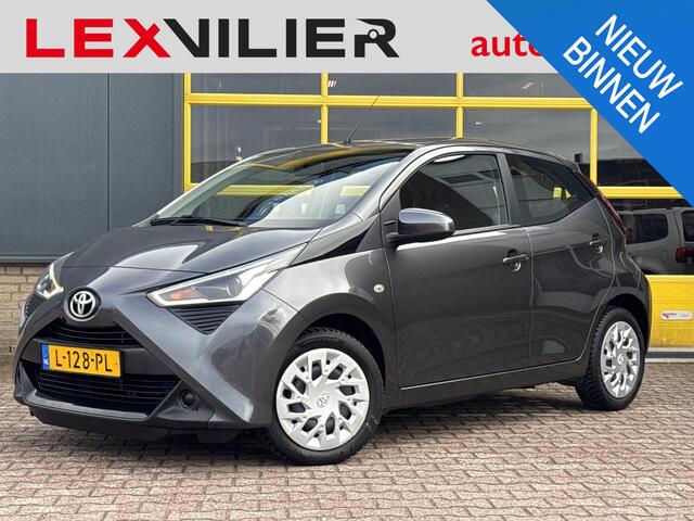 Toyota AYGO 1.0 VVT-i x-play Incl 12 maanden BOVAG garantie