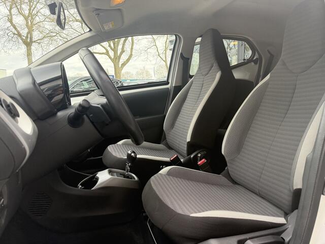 Toyota AYGO 1.0 VVT-i x-joy automaat/camera