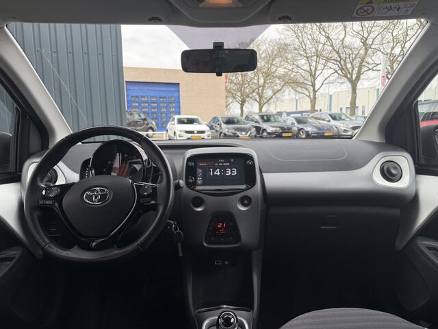 Toyota AYGO 1.0 VVT-i x-joy automaat/camera