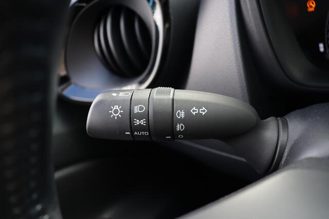 Toyota AYGO X 1.0 VVT-i MT Envy, JBL, Navigatie, Apple carplay / Android auto, Adaptieve cruise control.