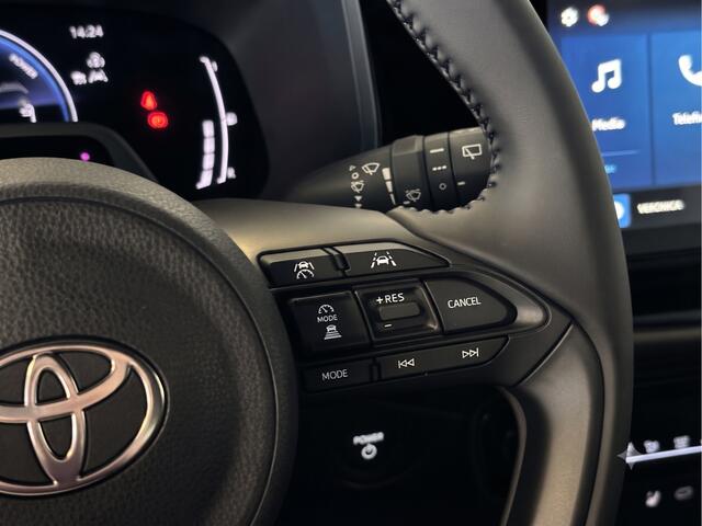 Toyota AYGO X Hybrid 115 play | Comfort Pack & Active Pack | Achteruitrijcamera | Apple Carplay/Android Auto | Voorstoelen verwarmd | Carkit | DAB | LED |