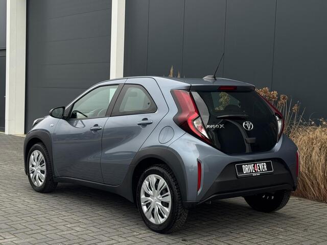 Toyota AYGO X 1.0 VVT-i S-CVT Prem AUTOMAAT NAVI CAMERA LED GARANTIE
