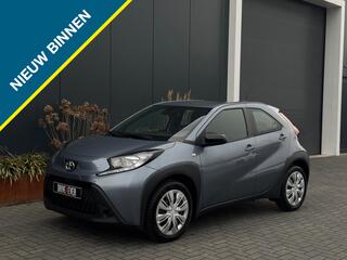 toyota-aygo-x-1.0-vvt-i-s-cvt-prem-