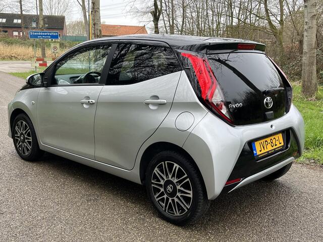 Toyota AYGO 1.0 VVT-i x-play