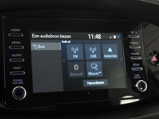 toyota-aygo-x-1.0-vvt-i-s-cvt-play-