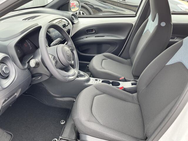Toyota AYGO X Hybrid 115 play Hybrid NIEUW VOORRAAD LEVERBAAR