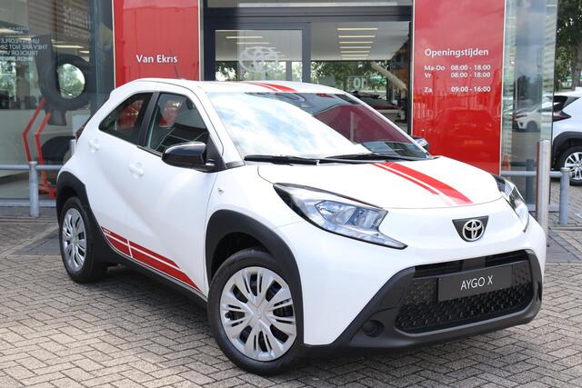 Toyota AYGO X 1.0 VVT-i Play , Rode accenten, Nieuw en direct leverbaar met ¤663,- voordeel