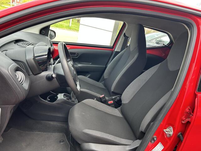 Toyota AYGO 1.0 VVT-i x-fun | 1e eigenaar | Dealer onderhouden | NL AUTO