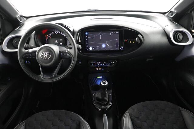 Toyota AYGO X 1.0 VVT-i MT JBL | Parkeersensoren | Stoelverwarming | JBL Audio | Apple Carplay/Android Auto |