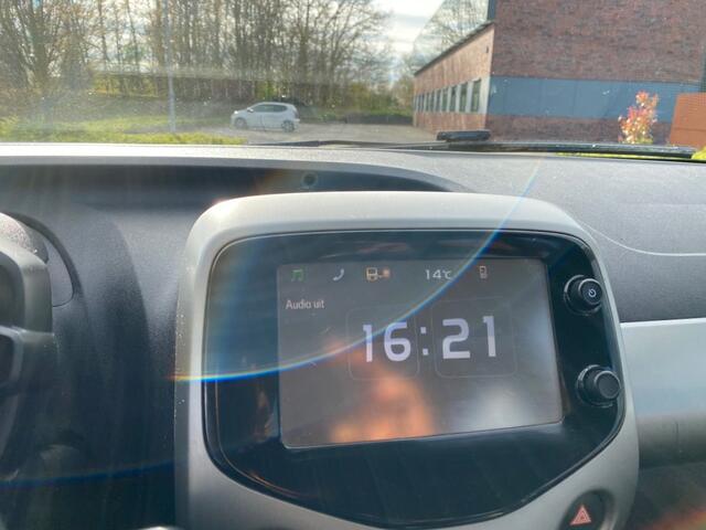 Toyota AYGO 1.0 VVT-I X-PLAY