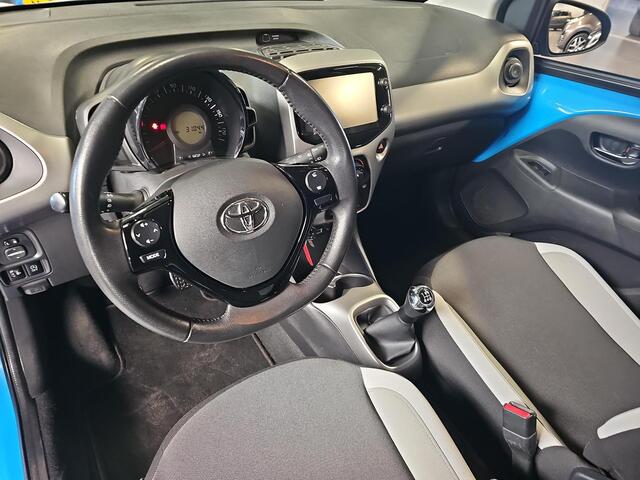 Toyota AYGO 1.0 VVT-i x-play Airco | Camera | Cruise