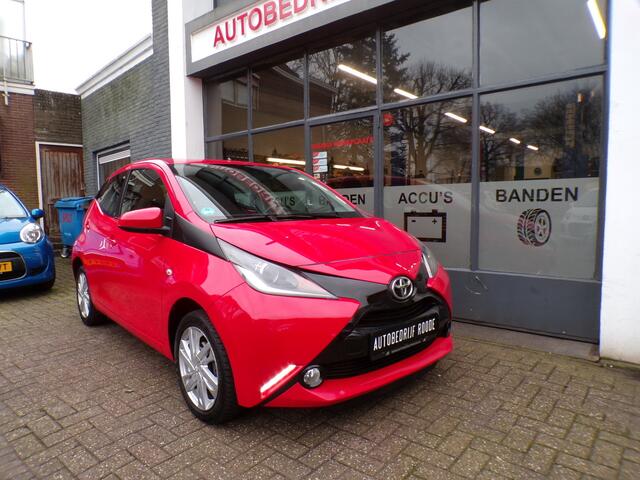 Toyota AYGO 1.0 VVT-i x 5-Drs AIRCO,CAMERA,NIEUWE APK !!