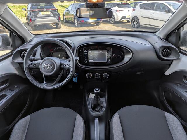 Toyota AYGO X 1.0 VVT-i MT Play | Adapt. Cruise | Airco | Camera | Carplay / Android Auto