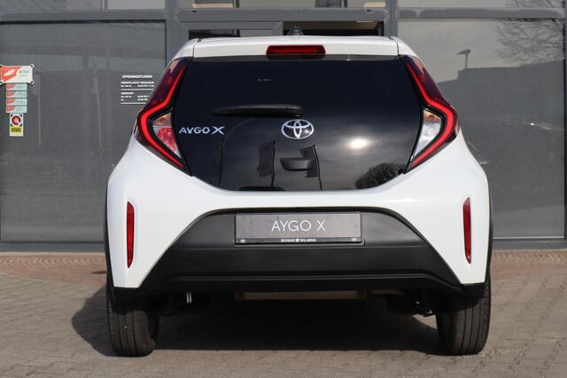Toyota AYGO X 1.0 VVT-i MT first Edition | Stoelverwarming